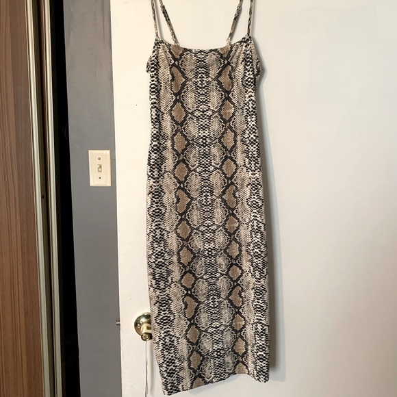 Snakeskin print dress, worn once excellent condition bought at Simons - Picture 1 of 4